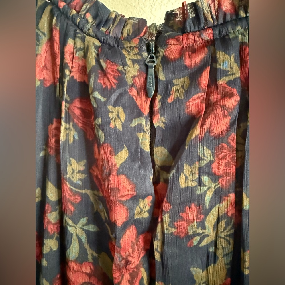 IVY CITY CO Geneva Dress in Scarlet Bloom - Navy and Red Floral Long Sleeve - Picture 6 of 7